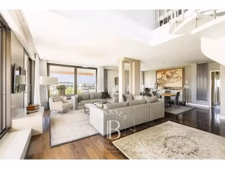 le service location de la maison barnes vous propose ce bien :