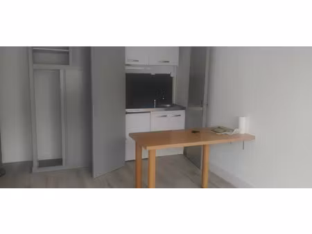location appartement 1 pièce 25 m² à bordeaux (33000)