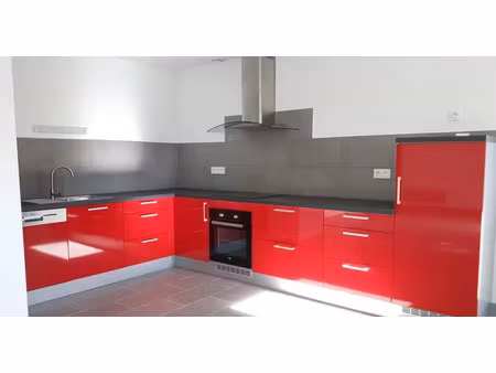 location maison 3 pièces 130 m² à saint-ciers-sur-gironde (33820)
