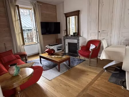 appartement t3 de caractère – centre-ville de sens