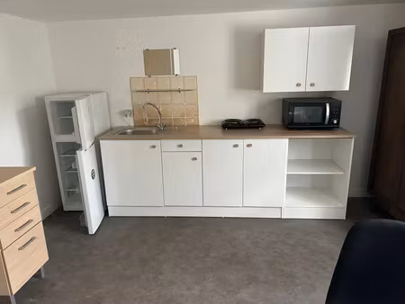 location appartement 1 pièce 45 m² à angers (49000)