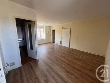 location appartement 2 pièces à argentré-du-plessis (35370) : à louer 2 pièces / 42m² arge