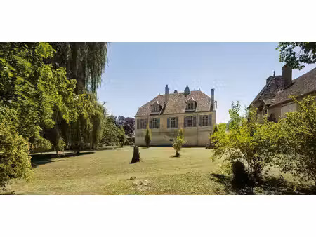 maison avec jardin gy (70)
