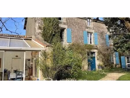 maison avec piscine et jardin saint-maixent-l’ecole (79)