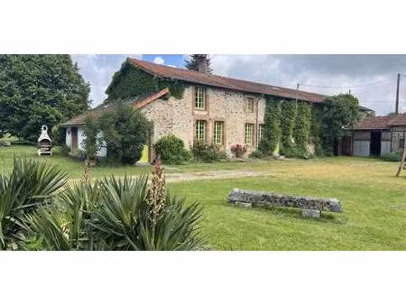 corps de ferme avec dépendances bellac (87)