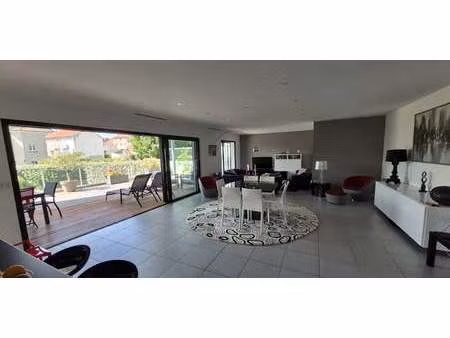appartement avec terrasse jeanne d’arc-stade - vichy (03)