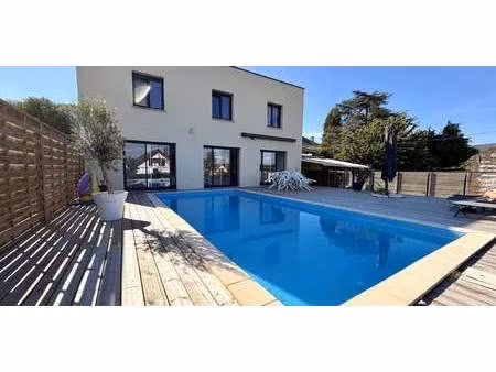 maison avec piscine et jardin quevauvillers (80)