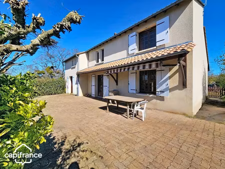 vente maison 7 pièces 152 m² argenton-les-vallées (79150)