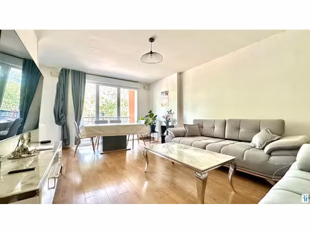 appartement 3 pièces avec balcon + parking - le petit-quevilly