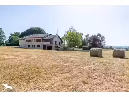 vente maison 7 pièces 210 m² caussade (82300)