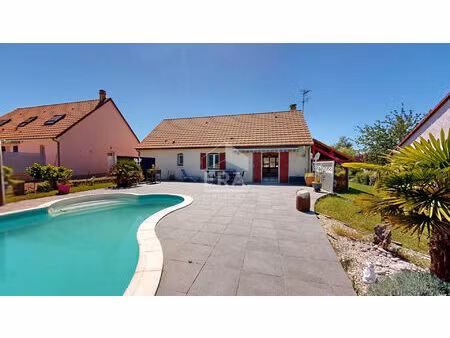maison familiale 138 m² avec piscine - la chapelle-saint-ursin