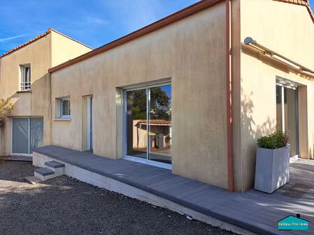 maison plein bourg saint philbert de grand lieu 157 m²