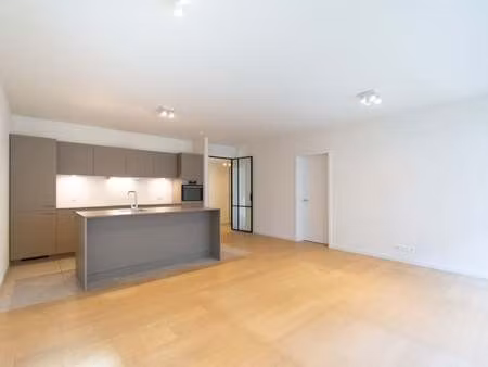 appartement à louer à wilrijk € 1.250 (lpw4g) | zimmo