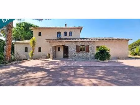 villa la motte (83)