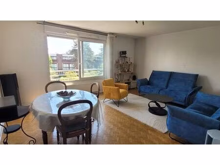 t3 de 72m² à fontaines-sur-saône + garage fermé de 24 m²