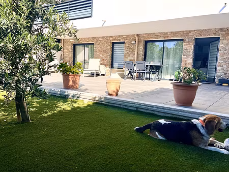 t4 rez de jardin 13009 marseille