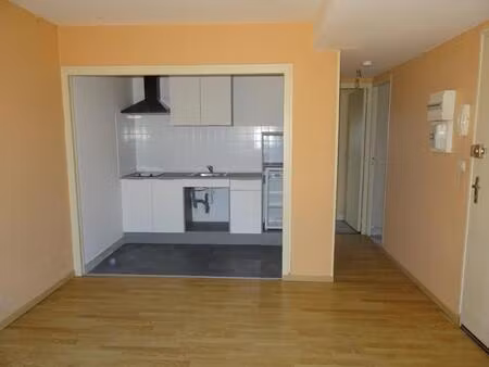 78 bis rue saint marc - libre