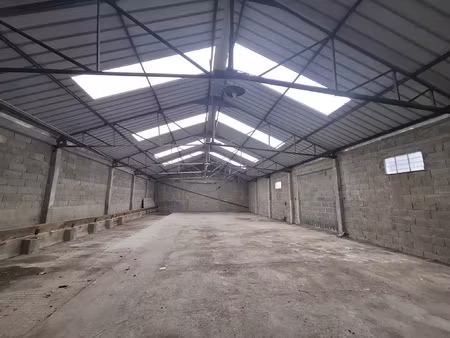 à louer bâtiment de stockage ! saint-étienne-de-mer-morte