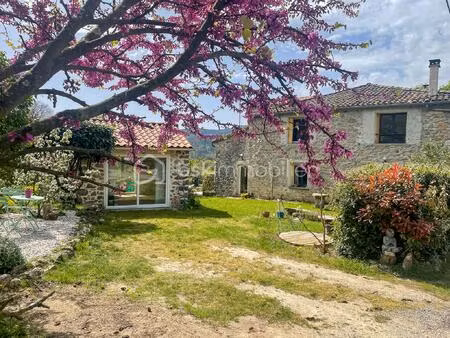 maison en pierre de 100 m² à joannas