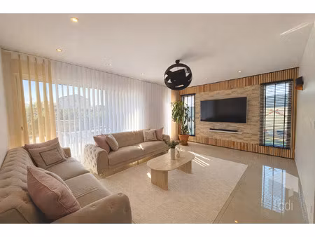 montelimar  maison de 140 m2  4 chambres
