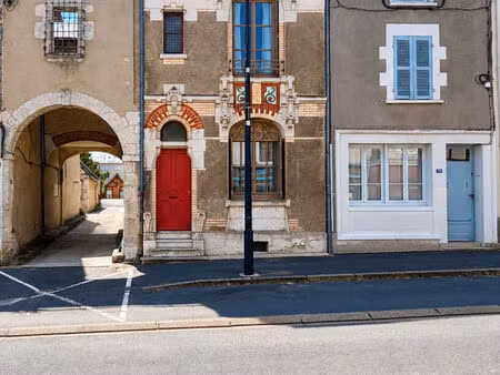 charmante maison bourgeoise de caractère avec garage et jardin