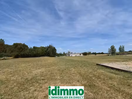 revel (31250) - terrain de 3 000 m2 à vendre en zone artisan