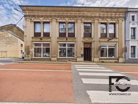 a vendre - immeuble de rapport virton  2 surfaces commercial