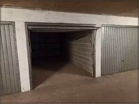 vente garage et parking au rheu (35650) : à vendre / 13m² le rheu
