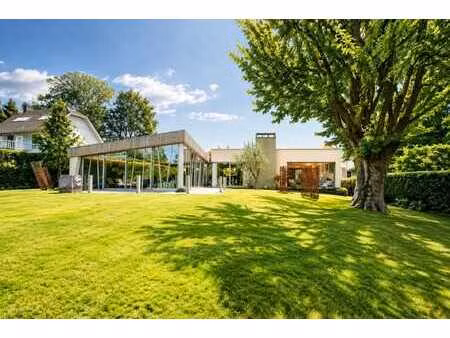 villa de luxe avec piscine à berchem-sainte-agathe