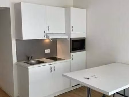 super studio dans résidence estudiantine