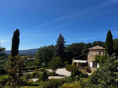 vente maison 7 pièces 240 m² peypin-d’aigues (84240)
