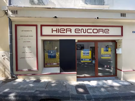 vente commerce 1 pièce 30 m² fontaine-de-vaucluse (84800)