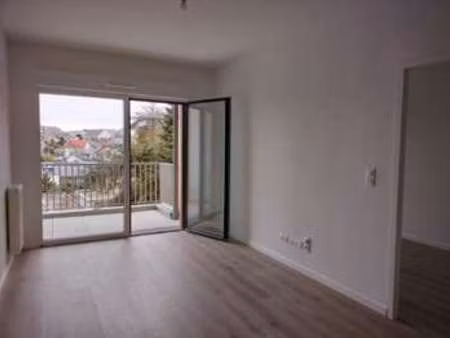 location appartement 2 pièces à nantes saint-pasquier (44000) : à louer 2 pièces / 39m² na