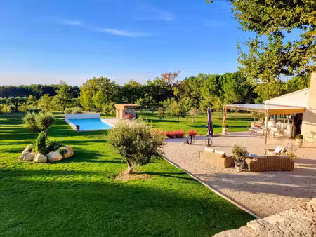vente maison 7 pièces 165 m² la roque-sur-pernes (84210)