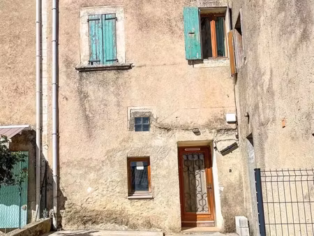 vente immeuble 87 m² saint-christol (84390)