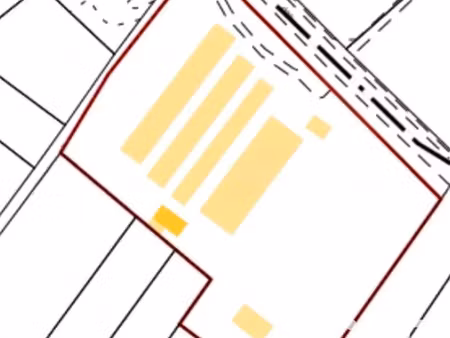vente commerce 8630 m² lorgues (83510)