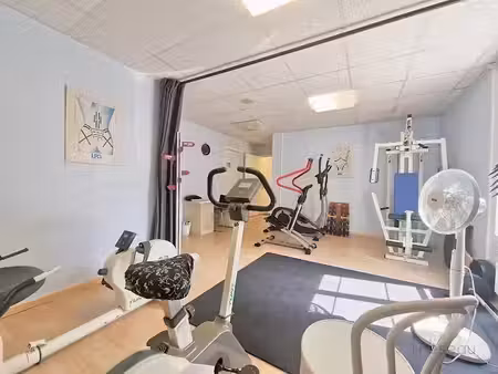 vente locaux professionnels 4 pièces à ozoir-la-ferriere (77330)  160 000 €