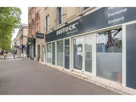 vente locaux professionnels 52 m² à maisons-alfort (94700)  392 700 €