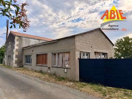 vente maison 2 pièces 135 m² petosse (85570)