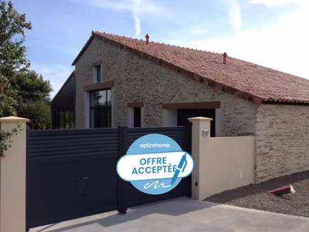 vente maison 6 pièces 190 m² saint-michel-en-l’herm (85580)