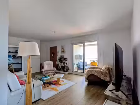 3 pièces parking privé double
