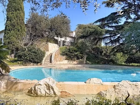 référence : 7000-les - maison 7 pièces