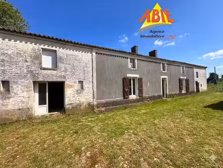 vente maison 4 pièces 400 m² saint-hilaire-des-loges (85240)