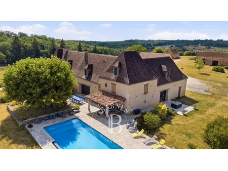 maison de luxe à vendre à saint-avit-de-vialard
