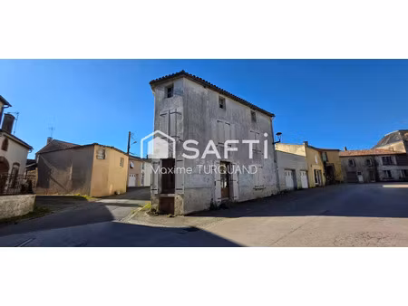 vente immeuble 146 m² montournais (85700)