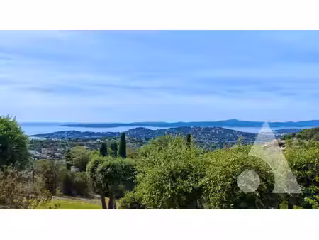 vente terrain 2603 m² sainte-maxime (83120)