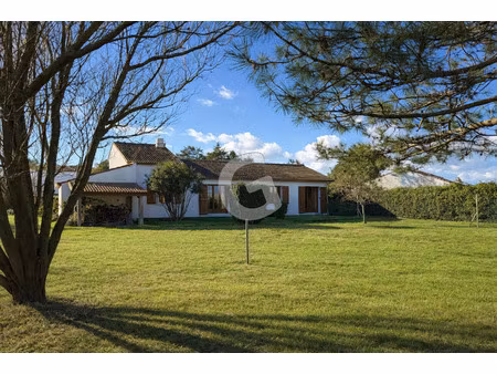 vente maison 4 pièces 140 m² l’aiguillon-la-presqu’île (85460)
