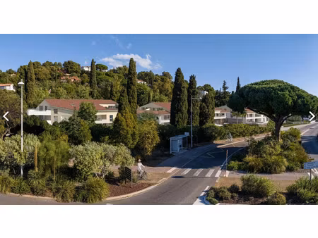vente maison 4 pièces 91 m² bormes-les-mimosas (83230)