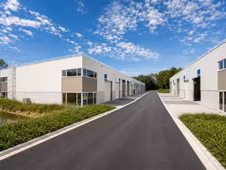 surface industrielle à louer à allée poulain 21 nivelles (vbe42532)