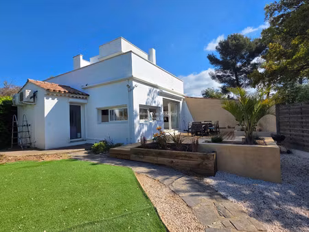 vente maison 2 pièces 67 m² fréjus (83600)